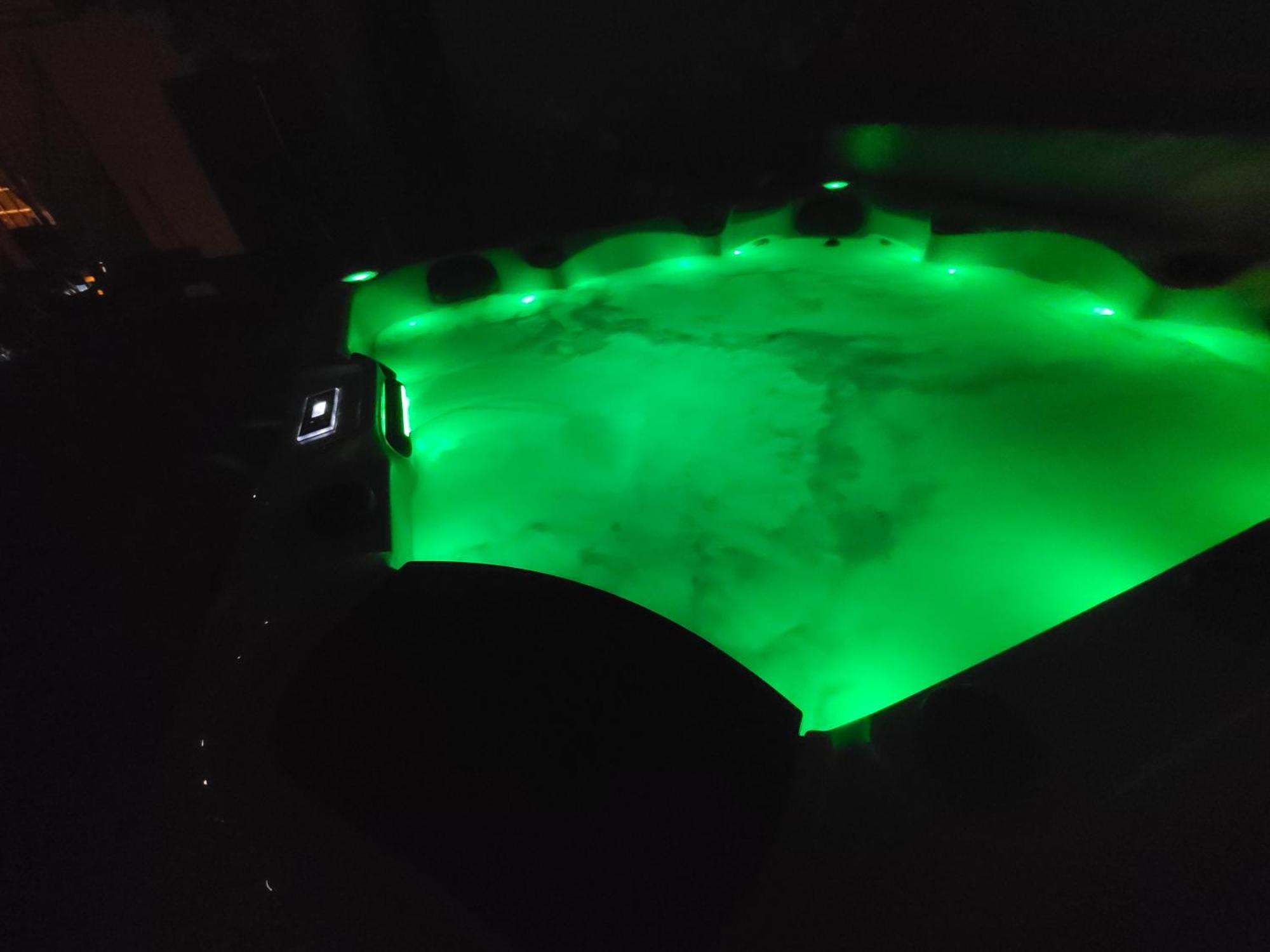 Logement Entier Et Calme 55M2 Avec Spa - Sauna Et Borne De Recharge 7Kw Lejlighed Meyreuil Eksteriør billede